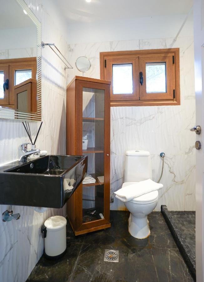 Fira Central Apartments With Veranda Екстер'єр фото