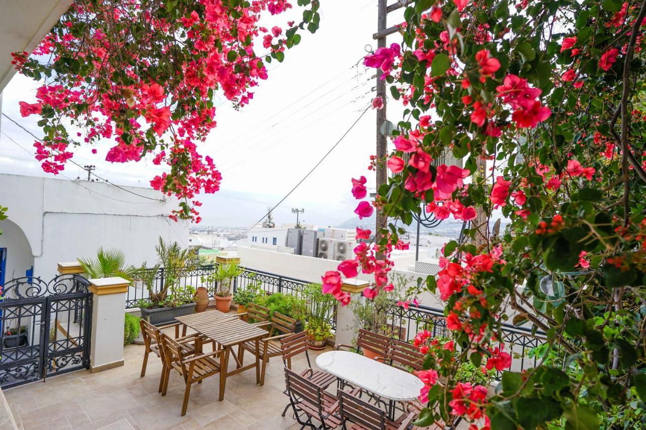 Fira Central Apartments With Veranda Екстер'єр фото